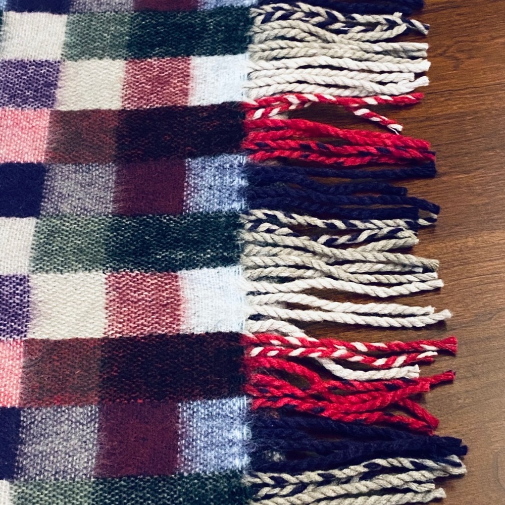 🌟HP🌟NWOT Vegan Checkered Multi Color Scarf - Picture 4 of 5
